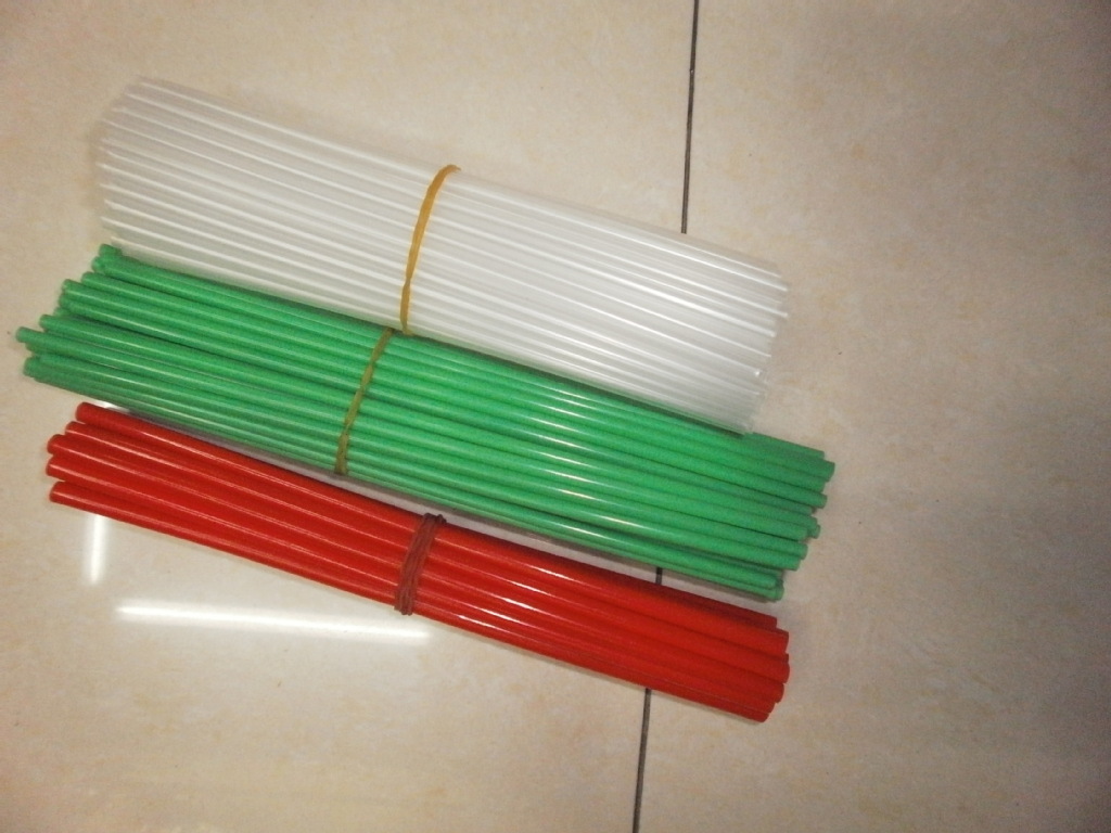 厂家直销，质优价廉，专业生产 PP管 PE管，PE管珠 PE箱包嵌线