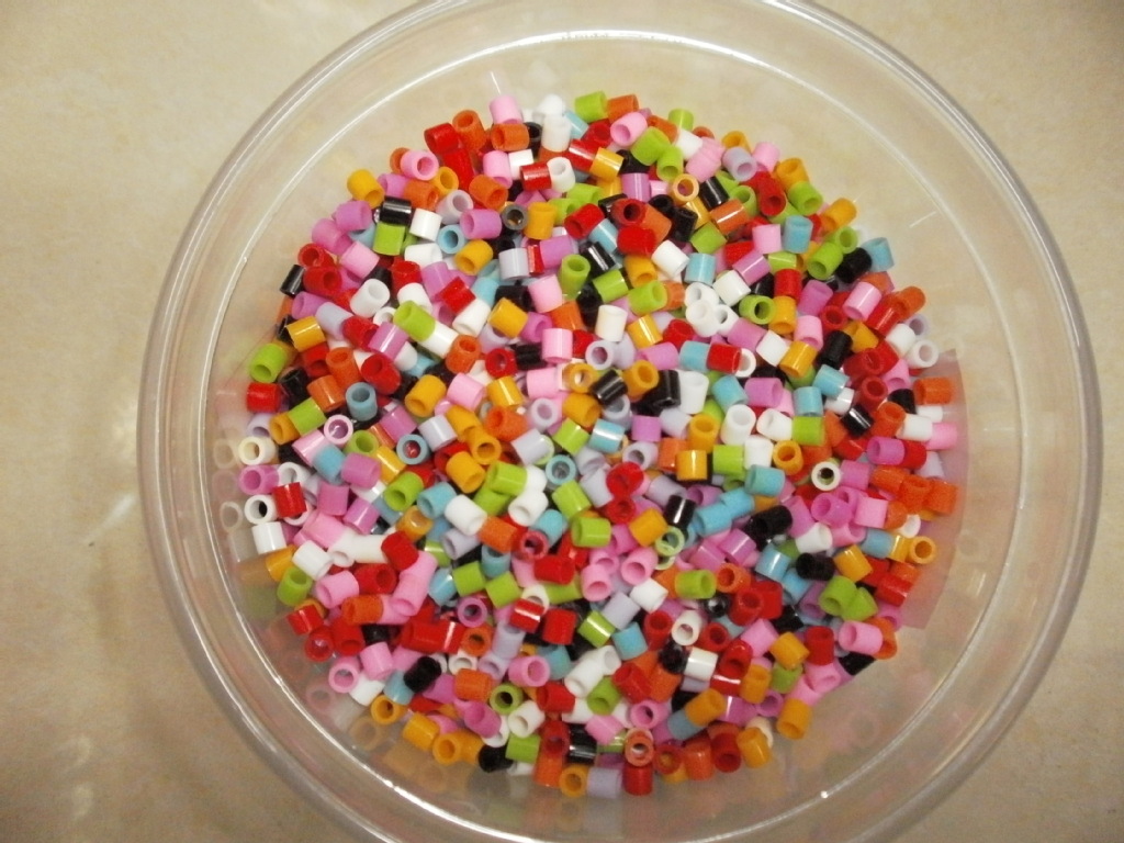 厂家直销《质优价廉，专业供应PE管珠