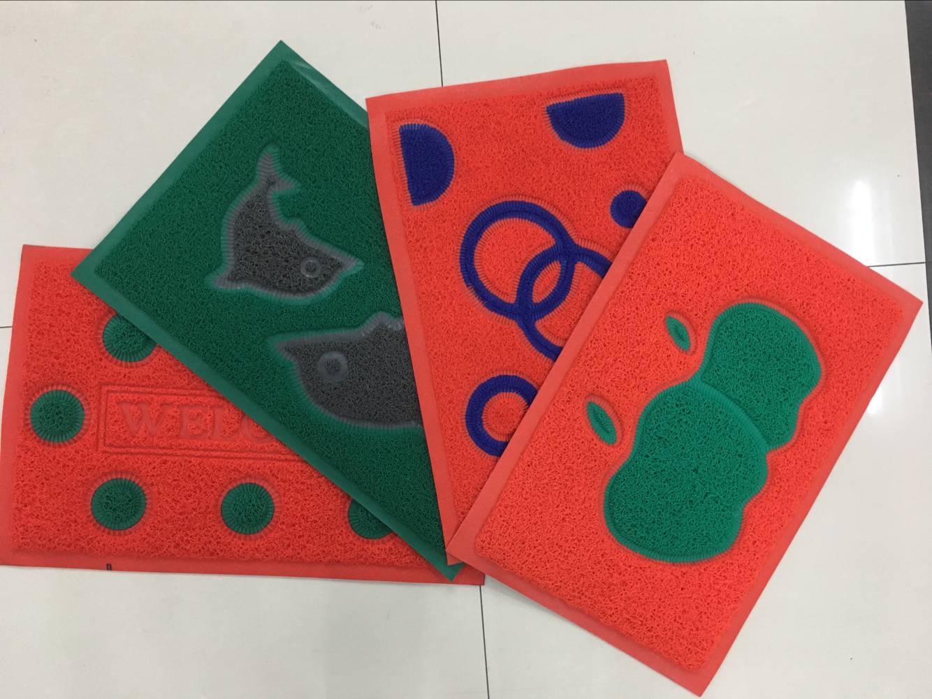 Thin brushed splicing pad, anti-slip pad, door pad, floor pad, pvc splicing pad, brushed foot pad, threaded ring pad, 38*58cm Specification drawing