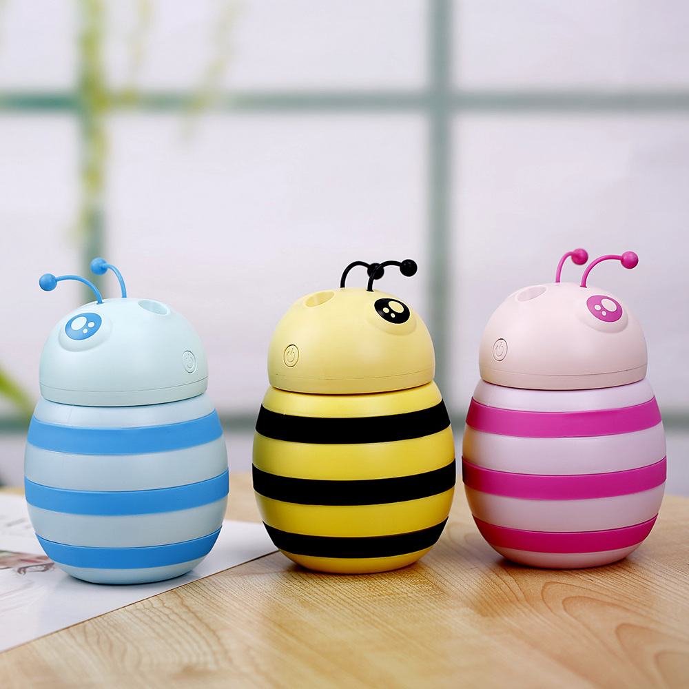 USB Mini humidifier Indoor car humidifier Cute little bee Tiktok for 2018 new humidifier