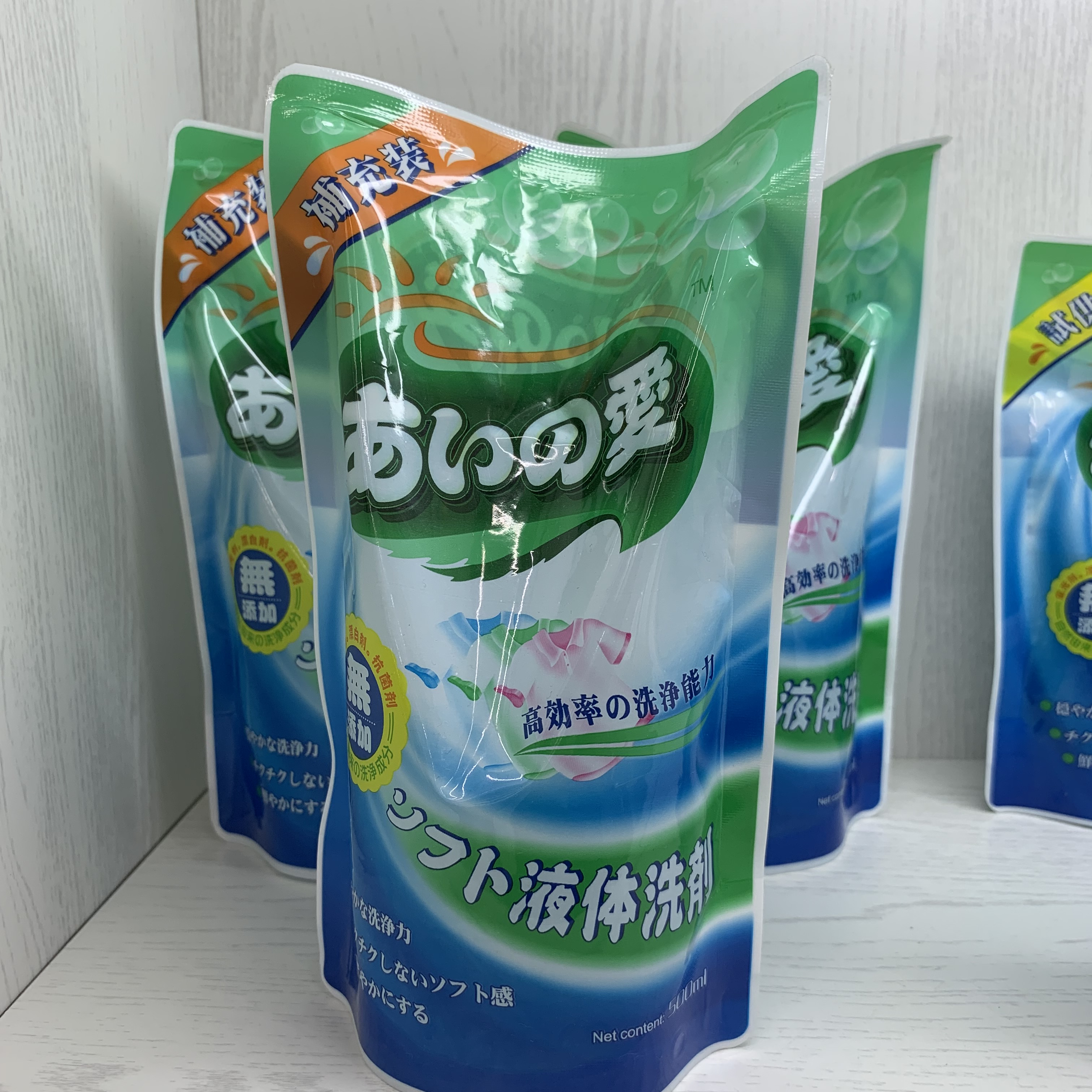 艾依诺深层去污柔顺洗衣液500ml补充装