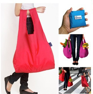 TS custom environmental protection shopping bag custom creative cartoon foldable strawberry shopping bag can print LoGo