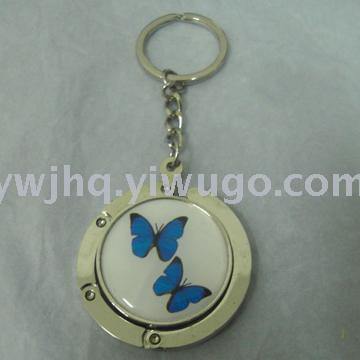 Heart-shaped clasp JH8354 is convenient for ladies to carry their bags