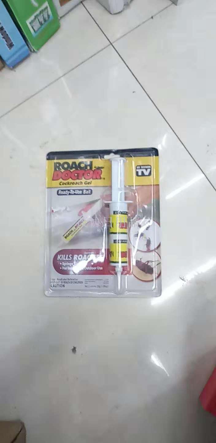Cockroach killer needle