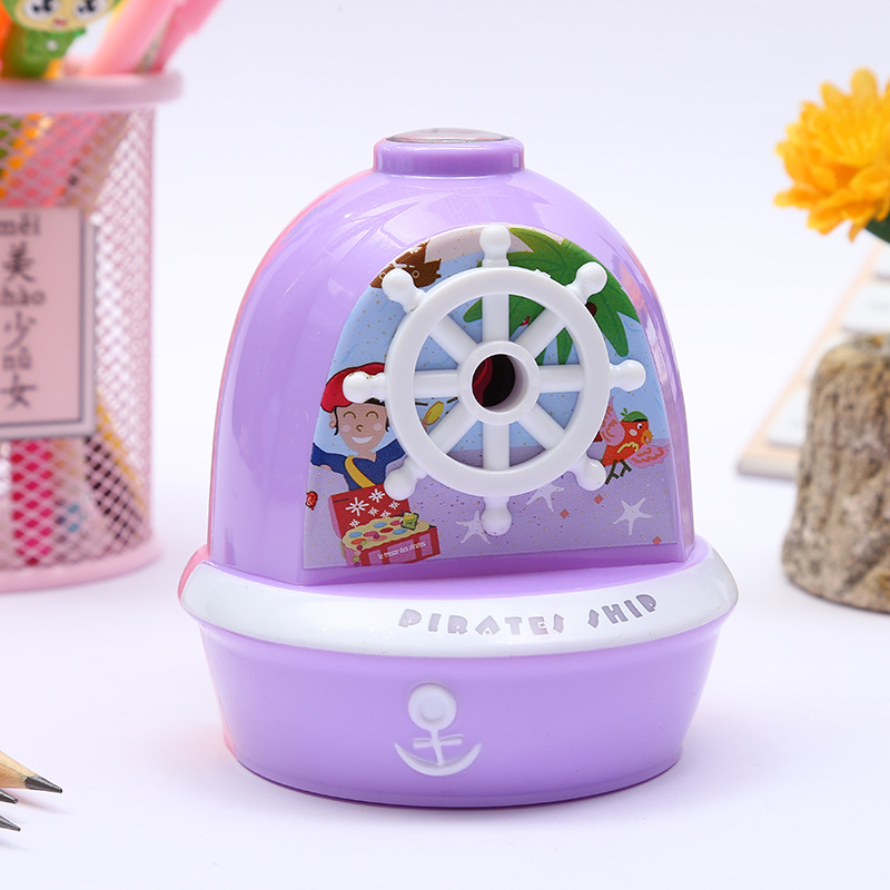 Corsair hand pencil sharpener creative student hand pencil sharpener children's cartoon pencil sharpener manufacturer direct sale Application Scenario