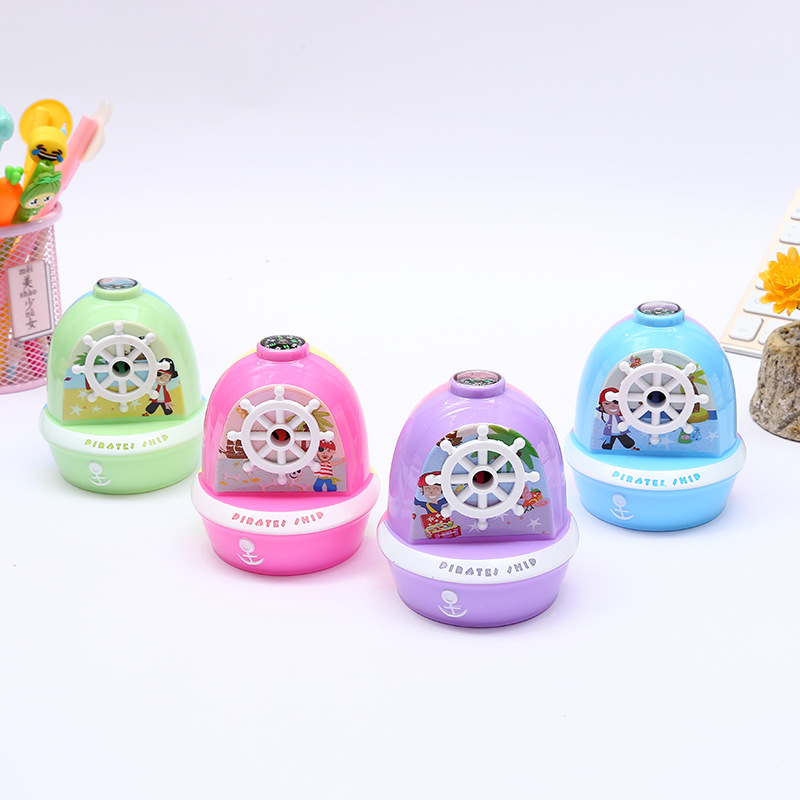 Corsair hand pencil sharpener creative student hand pencil sharpener children's cartoon pencil sharpener manufacturer direct sale full figure