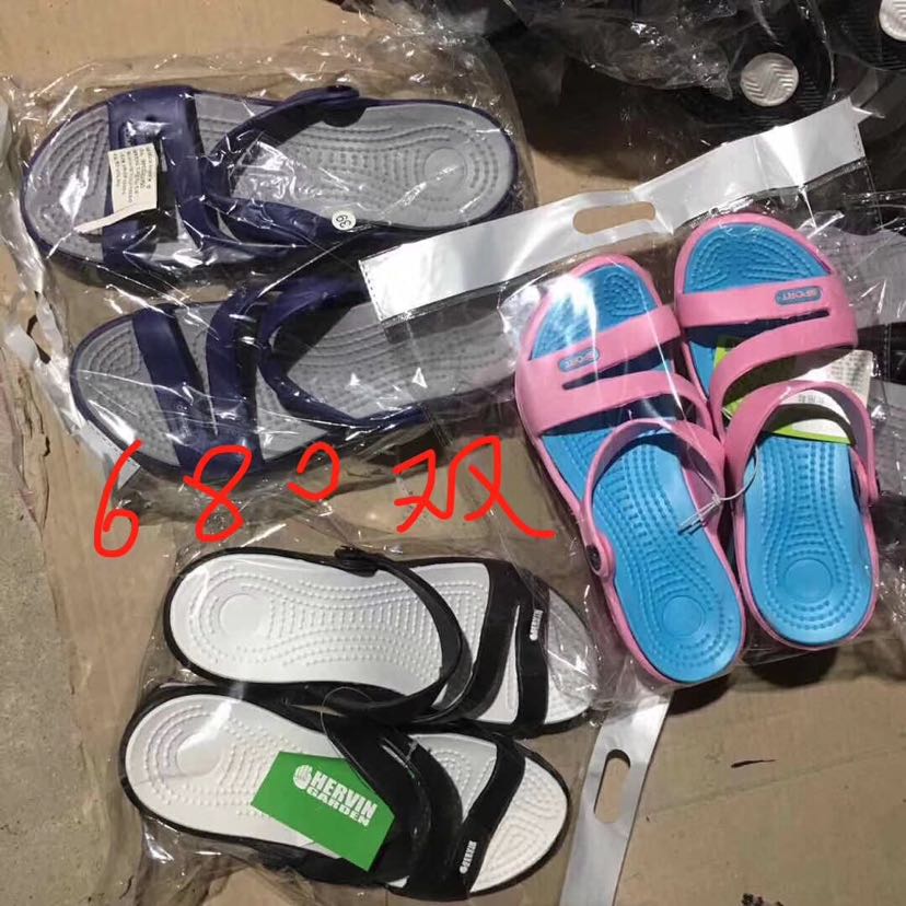 Mixed men's and women's flip-flops, three styles, 1,230 pairs Specification image