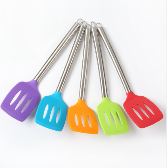 Large food-grade silicone spatula, high-temperature resistant and non-stick, hollow stainless steel handle, leak-proof spatula for stir-frying Specification image