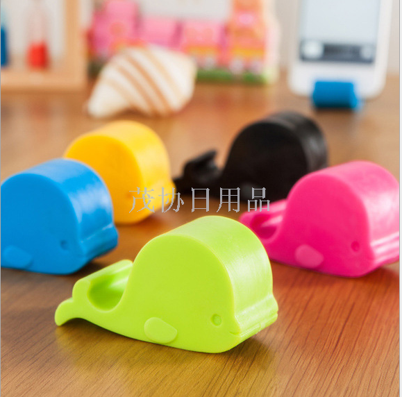 Korean version universal smartphone stand cartoon-shaped Ipad movie stand