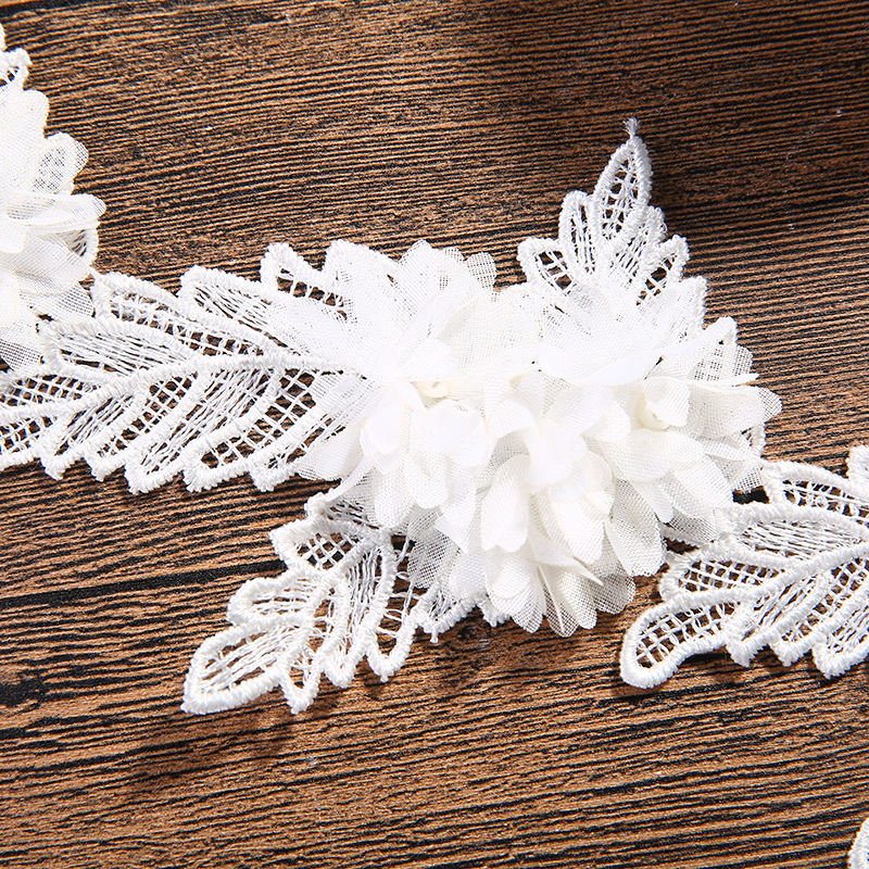 Customized wholesale of leaf and beaded hand-painted barcode three-dimensional embroidered lace clothing accessories from a manufacturer Specification image