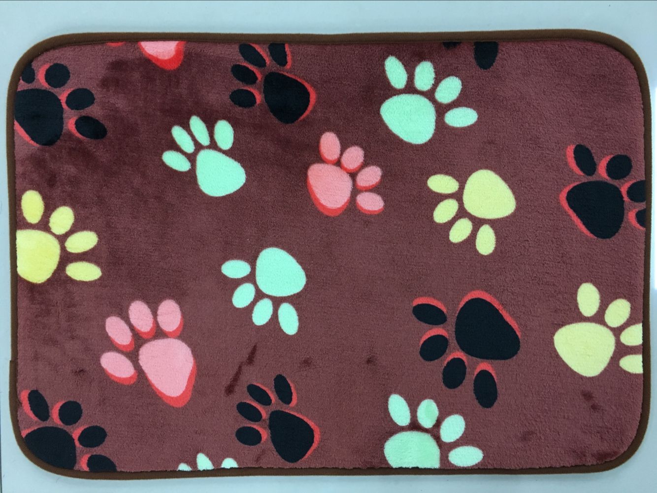 New best-selling 0.7cm thick coral fleece floor mat, flannel floor mat, water-absorbing anti-slip door mat, floor mat, indoor mat, kitchen mat full figure