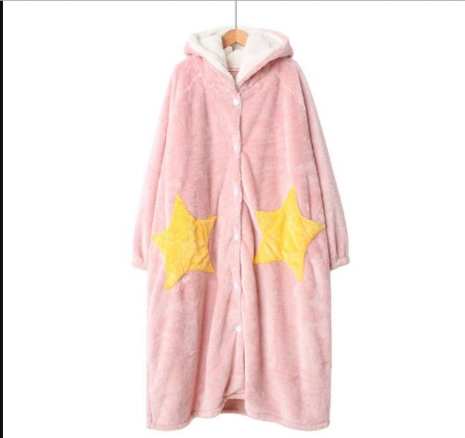 Starlight bathrobe flannel loose long style with hat, sweet and cute coral fleece cartoon home wear Application Scenario