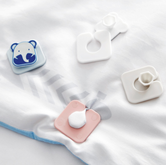 Quilt cover non-slip fixed buckle quilt cover anti-run fixator bed sheet fixed clip quilt cover buckle household details Picture
