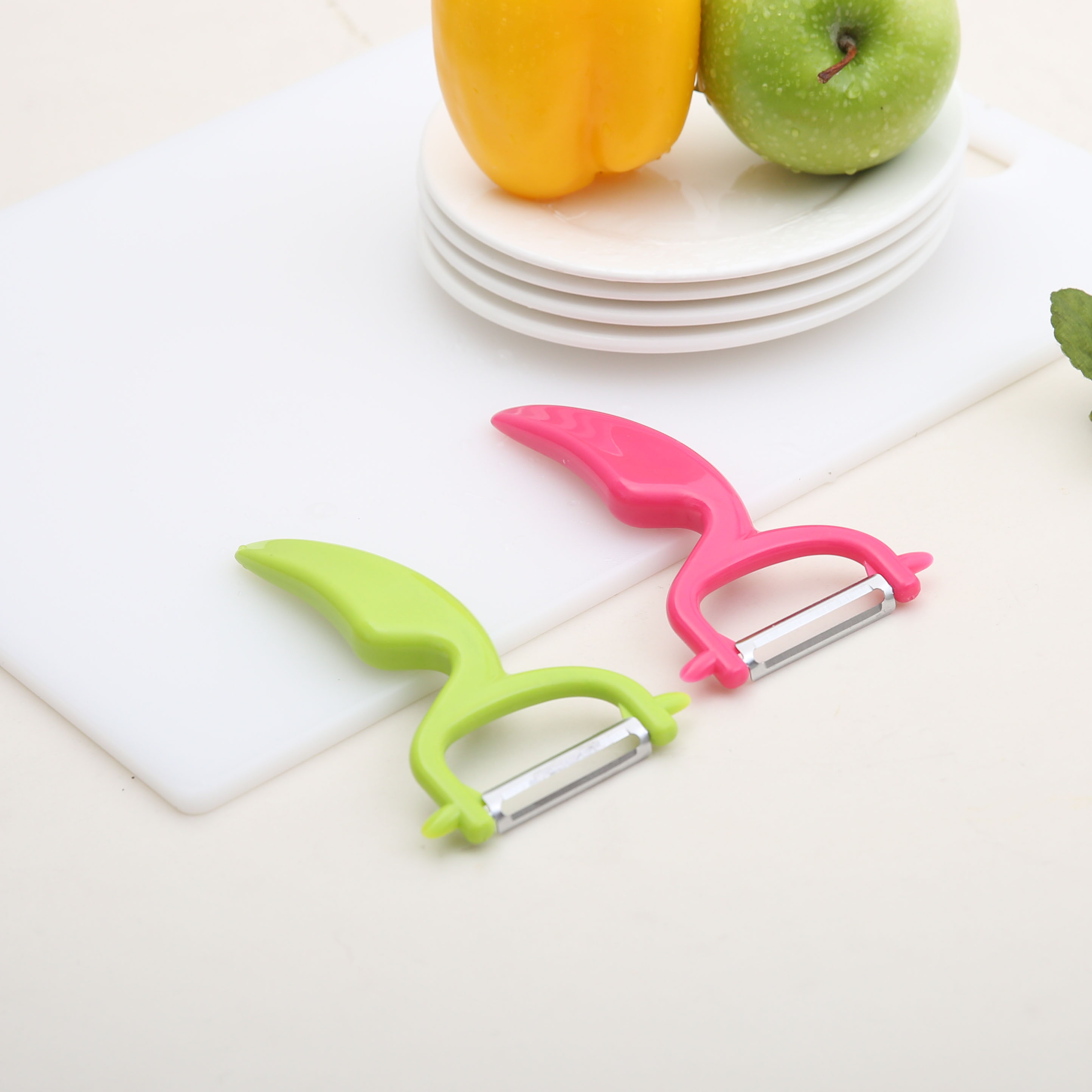 Peeler Apple peeler Fruit and vegetable peeler Peeler Household sharp potato peeler