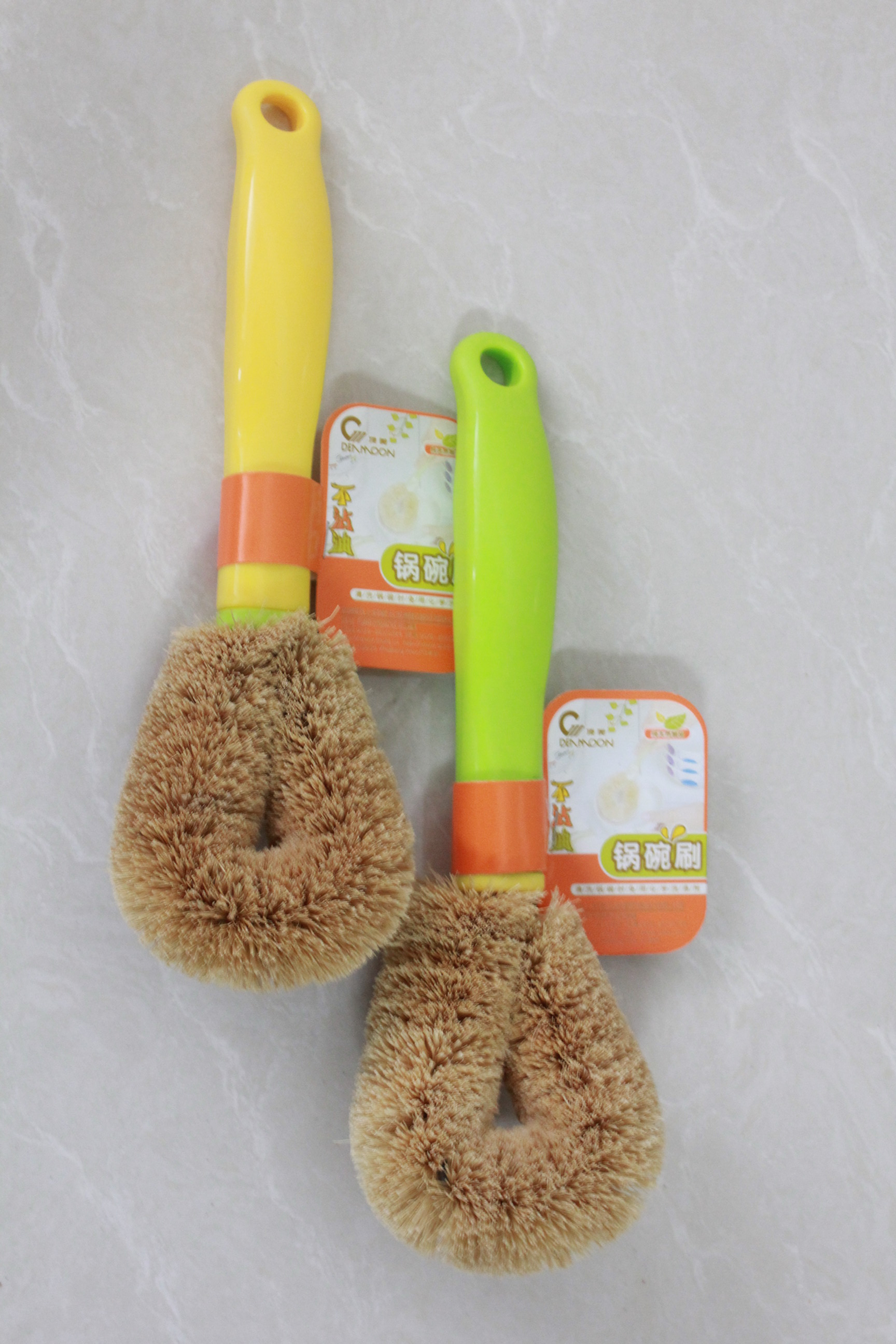 Wash pot brush long handle coconut palm cleaning bowl brush non-stick oil decontamination brush bowl brush kitchen with a clean brush brush pot artifact