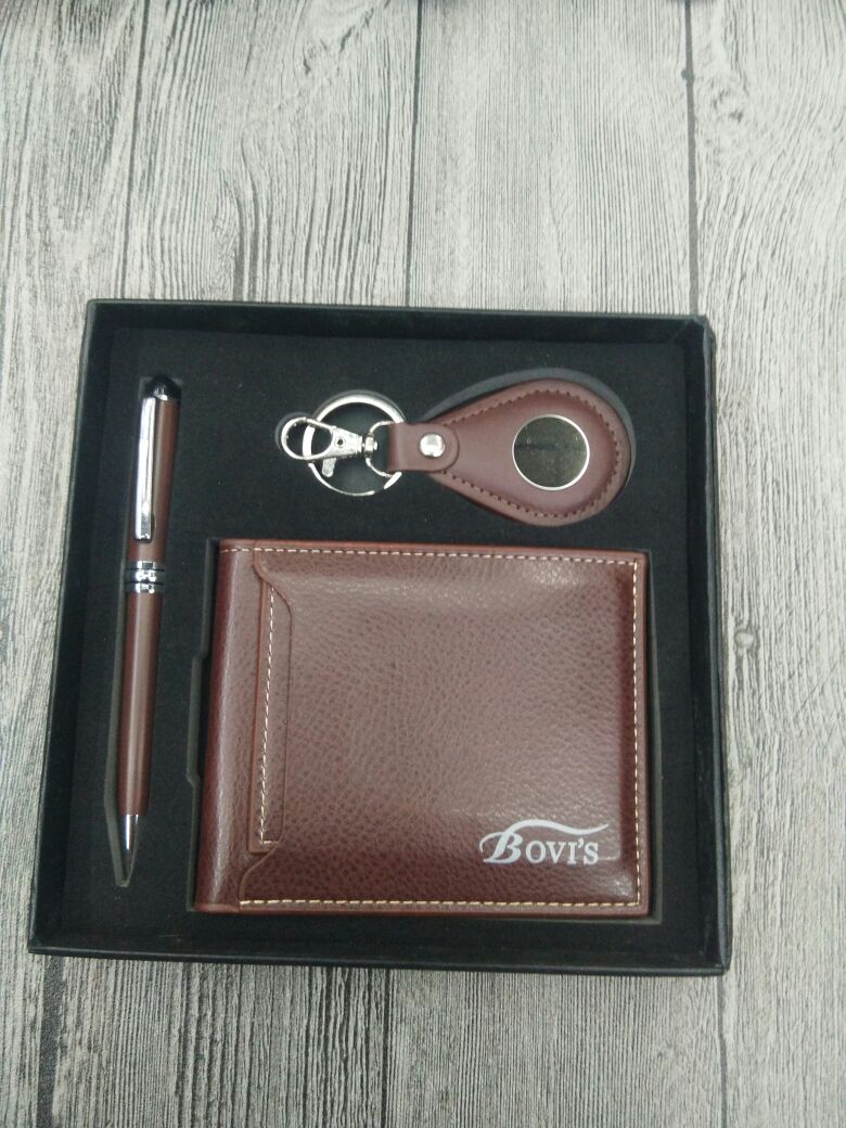 钱包+金属笔+钥匙扣