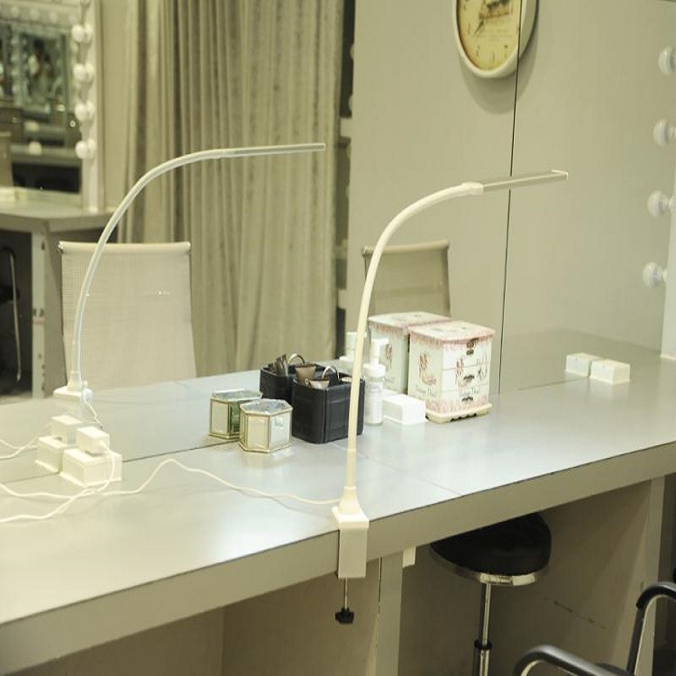 LED office lamp lamp business study design lamp with large amount of light in the dormitory study
