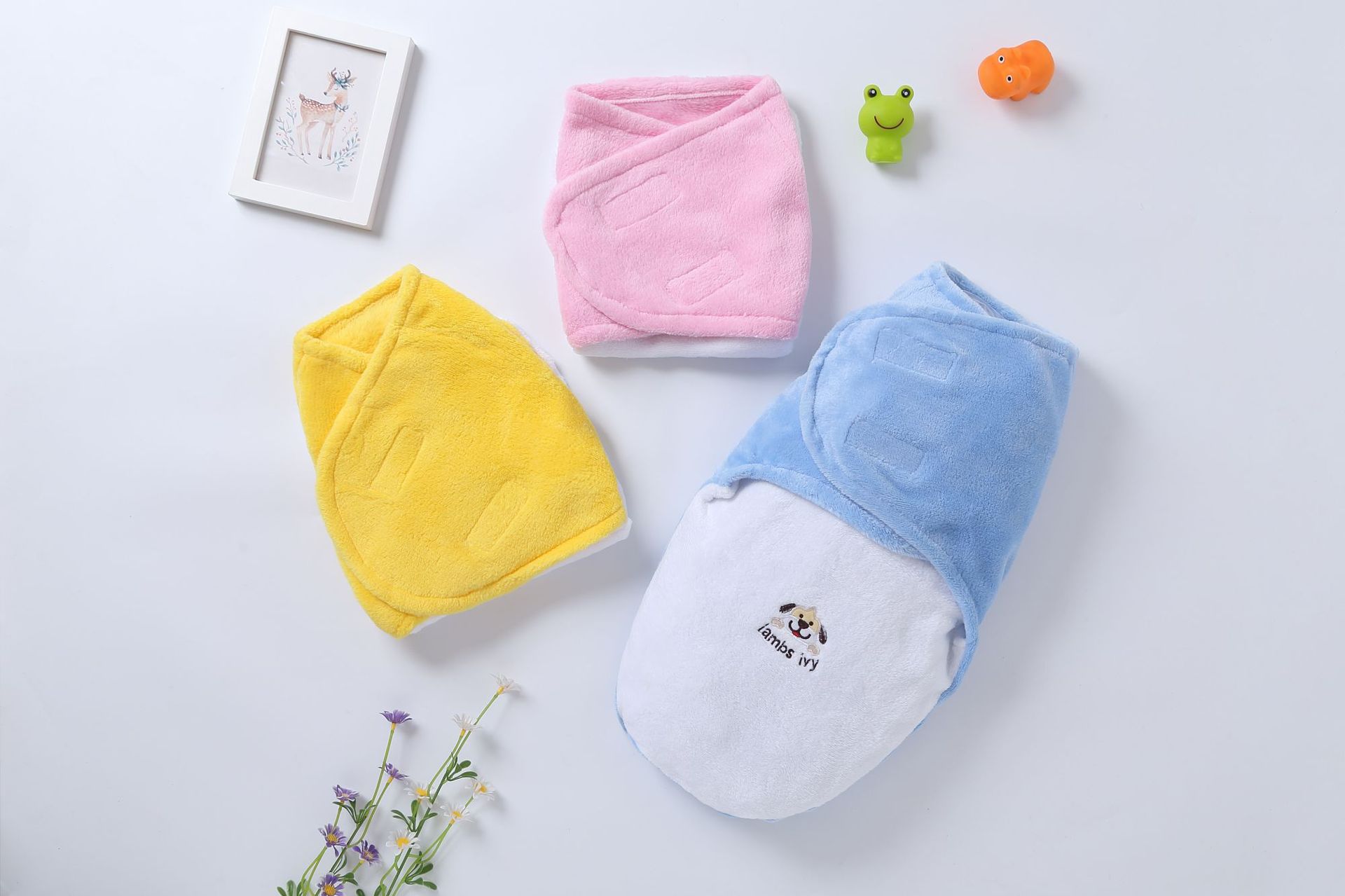 混批 婴儿绣花襁褓 婴儿法莱绒毛巾毯 春秋襁褓 3色可选