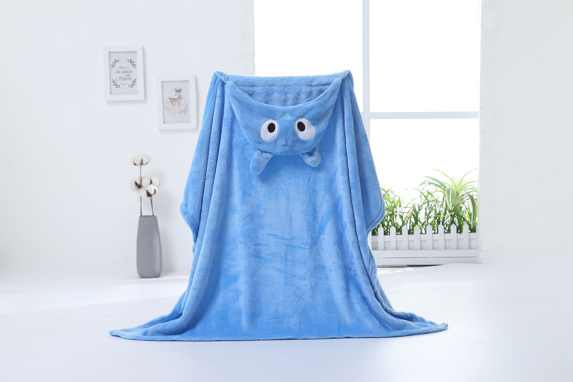 儿童毛毯 法兰绒毛毯 卡通儿童披风包被 婴儿披风 婴童家纺产品图