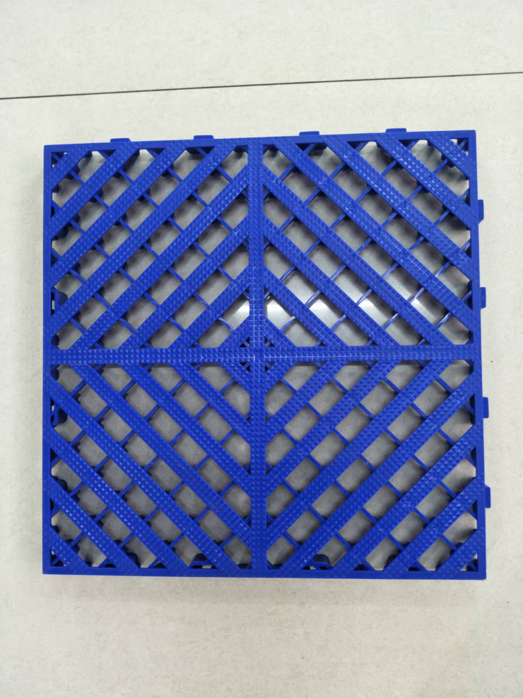 汽车拼接防滑垫40x40产品图