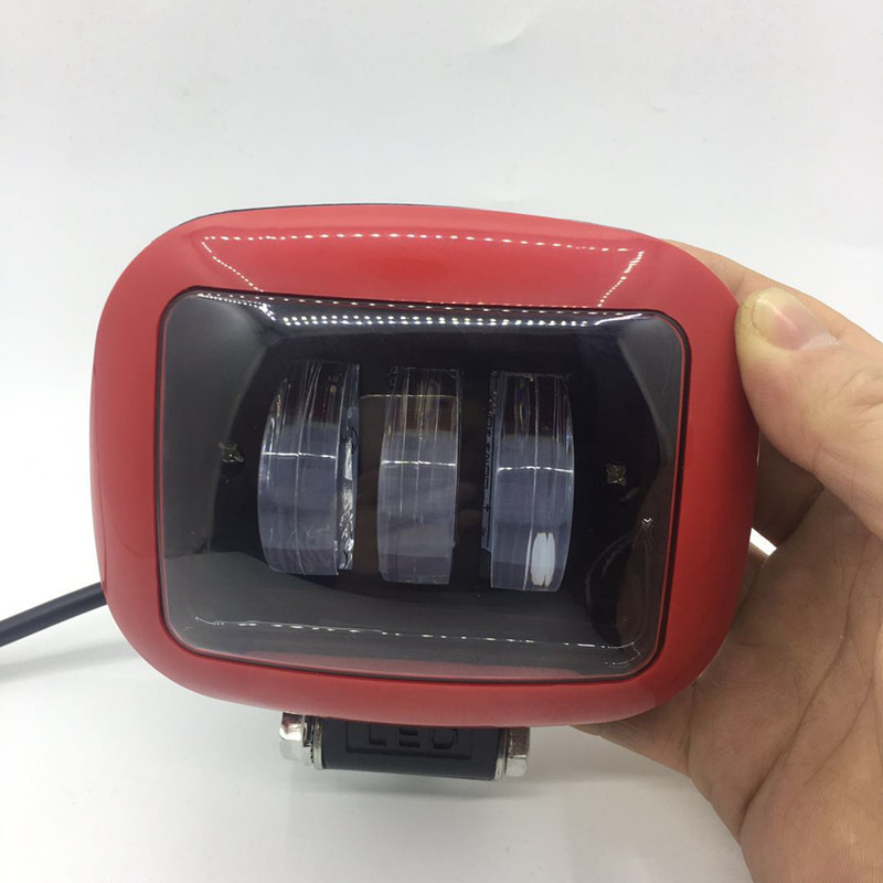Automotive LED spotlights, ultra-bright and powerful 30W lighting lamps, parallel light truck modification lamps Application Scenario
