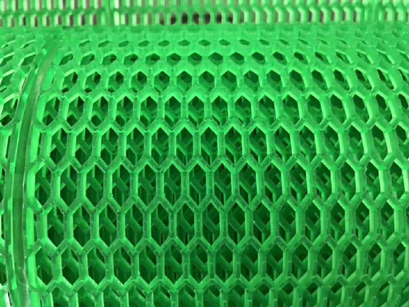Transparent hollowed-out small hexagonal sheet kitchen anti-slip mat, plastic anti-slip waterproof mat, door anti-slip mat Specification drawing