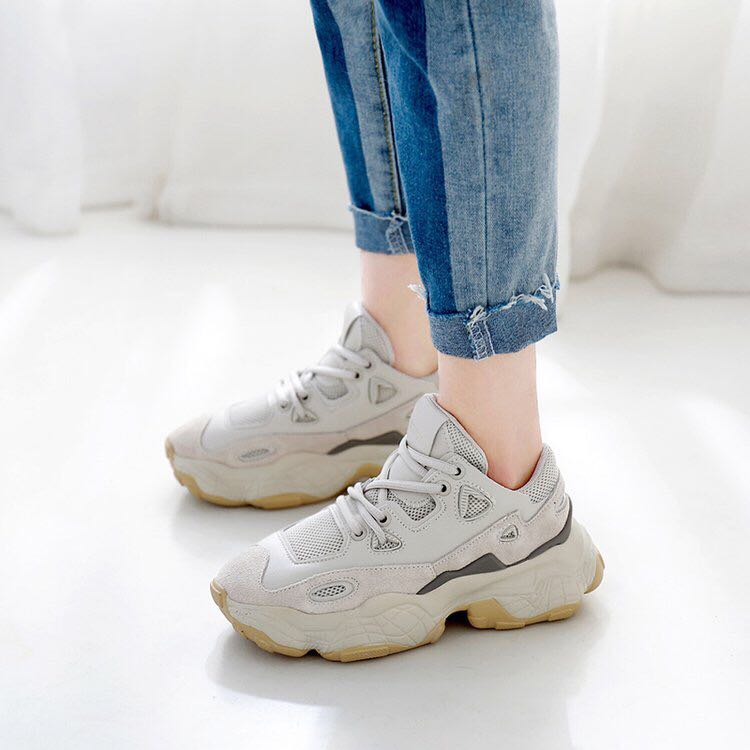 运动鞋2019春款产品图