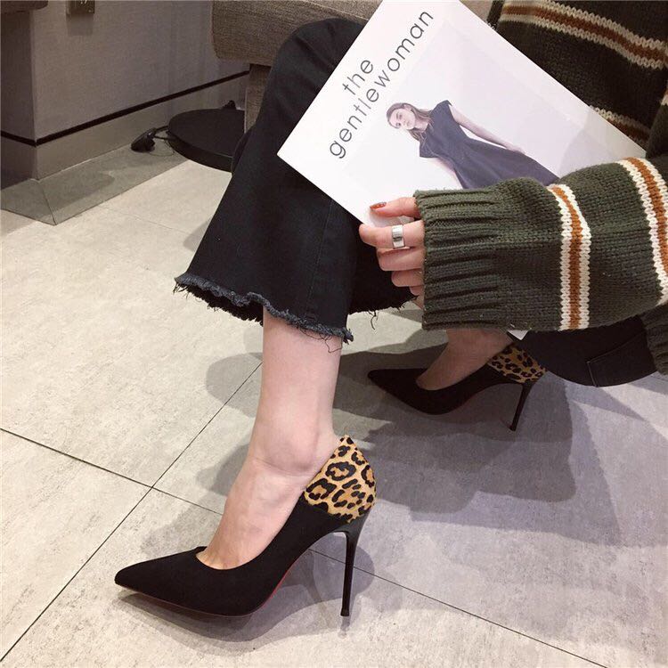 平色新款单鞋细节图