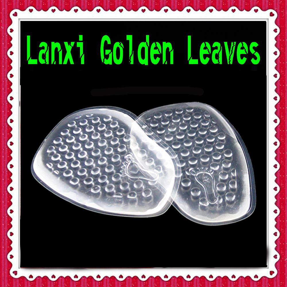 PU sticky transparent silicone forefoot pad, dot massage forefoot pad, comfortable and anti-slip forefoot pad, adjustable shoe size Application Scenario