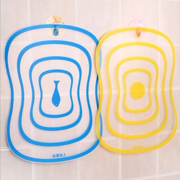 Transparent, flexible and frosted classified cutting board, plastic fruit cutting board, small size Specification image