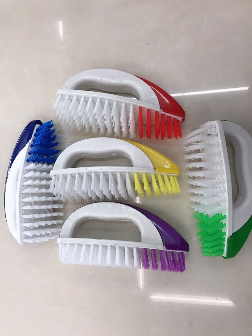 塑料手柄地板刷刷子 彩色刷子 进出口贸易地板刷产品图