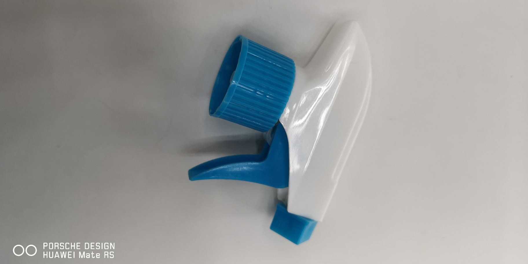 Plastic cap, bottle cap 23872 Application Scenario