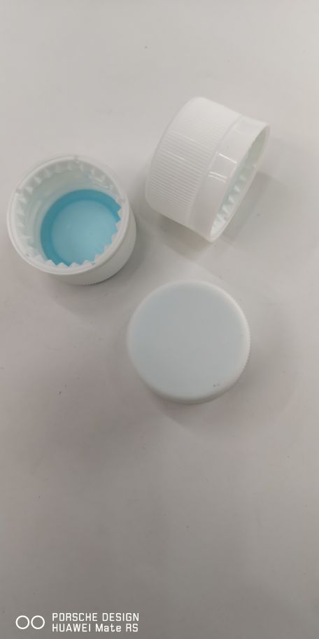 Plastic bottle caps, water caps details Picture