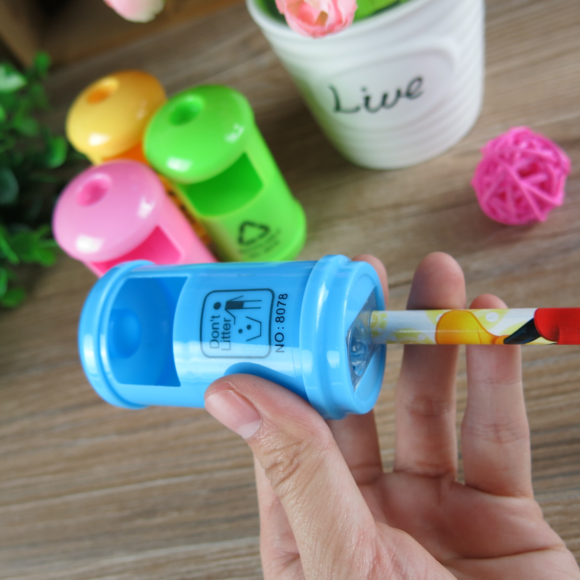 Fulejia 8078 New creative pencil sharpener, double-hole pencil sharpener, pencil sharpener, and student supplies wholesale Specification image