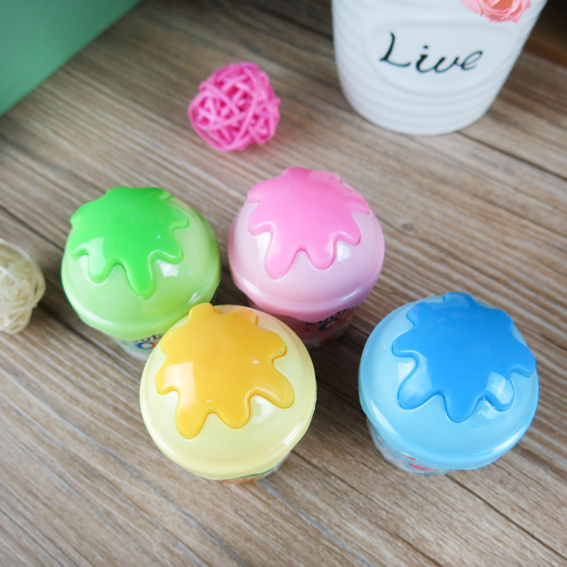 Fulejia 8067 colored ice cream Pencil sharpener and double-hole pen clipper factory direct sales, wholesale of student supplies details Picture