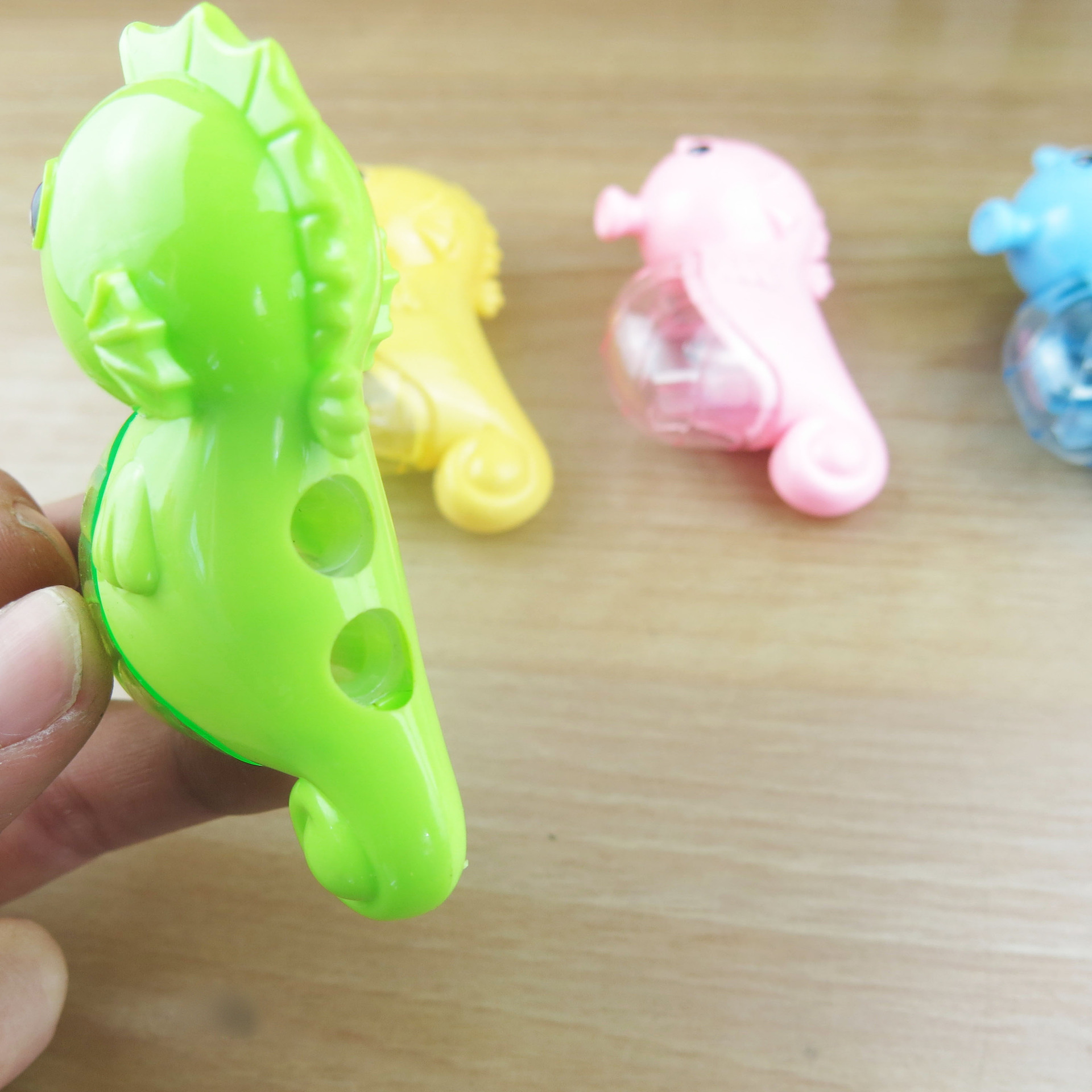 Xinle 372 Romantic Seahorse Double-Hole Pencil Sharpener, Pencil Sharpener, Student Creative Pencil Sharpener details Picture