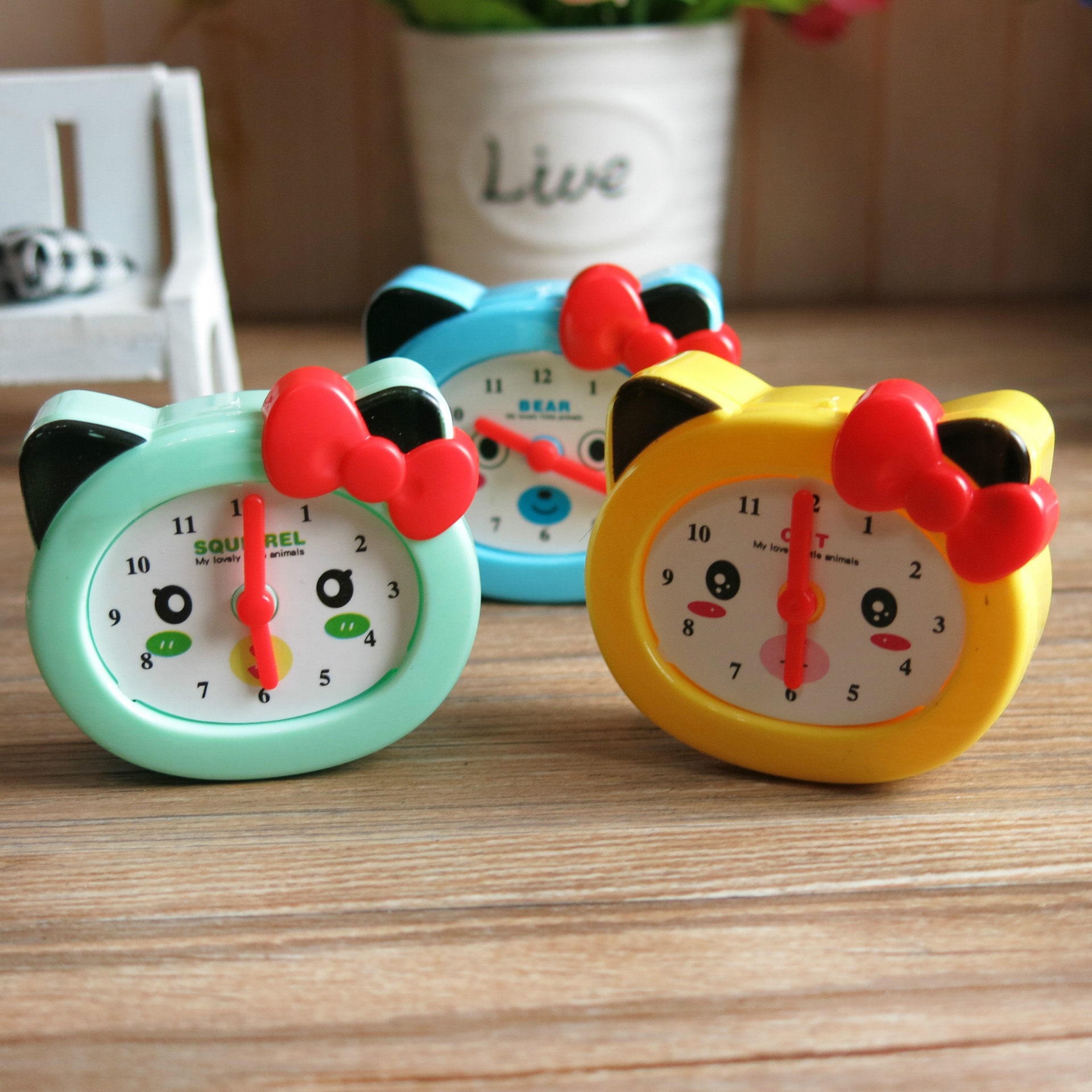 English strong 674 cat alarm clock type double hole pencil sharpener/pencil sharpener self-produced and self-sold pencil sharpener thumbnail