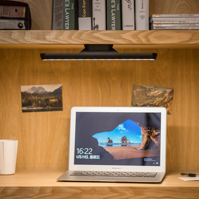 Rechargeable strobe - free touch - on - off dormitory lights