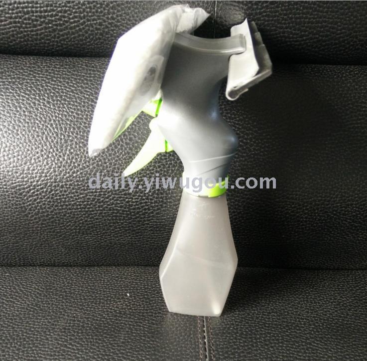 Water spray window cleaner, multi-functional glass cleaner, dual-purpose double-sided glass cleaner, window scraper