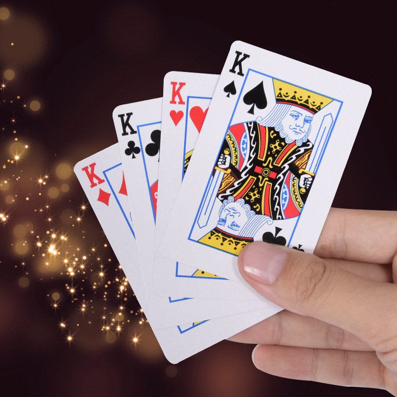新版魔术扑克牌红色长短功能魔术道具宽牌扑克魔术练习牌厂家批发详情图4