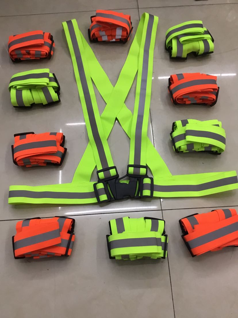 反光背心马甲安全服耐寒荧光衣马甲交通安全衣环卫工作服背带印字细节图