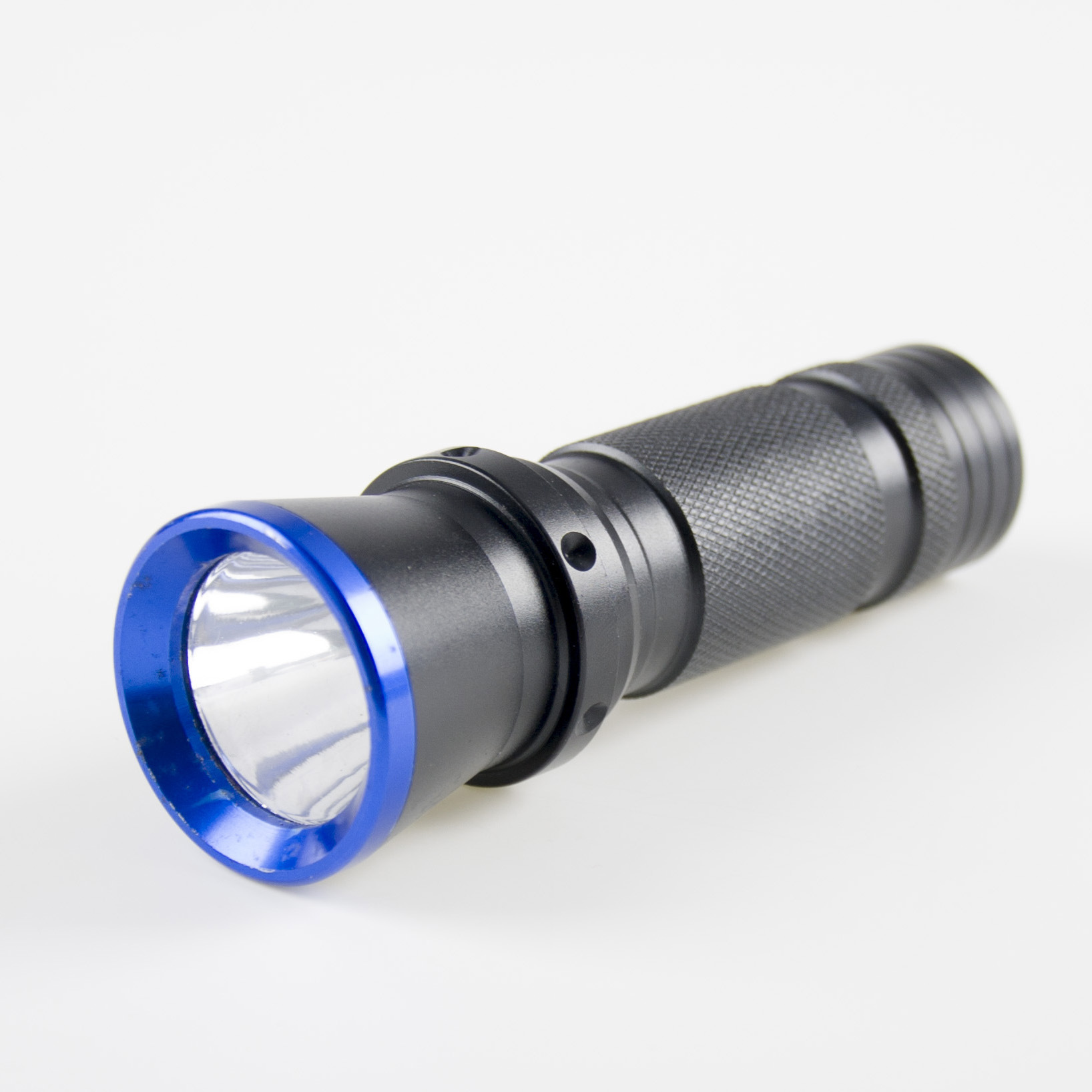 Manufacturers direct sales low - price promotion wholesale 3W aluminum alloy flashlight