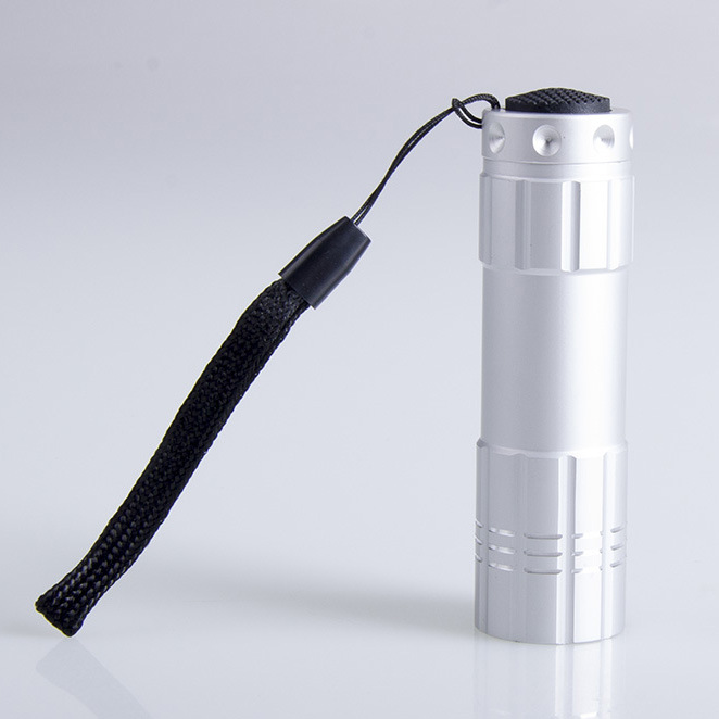 High-brightness long-range flashlight, mini and compact aluminum alloy LED strong light flashlight factory direct sales