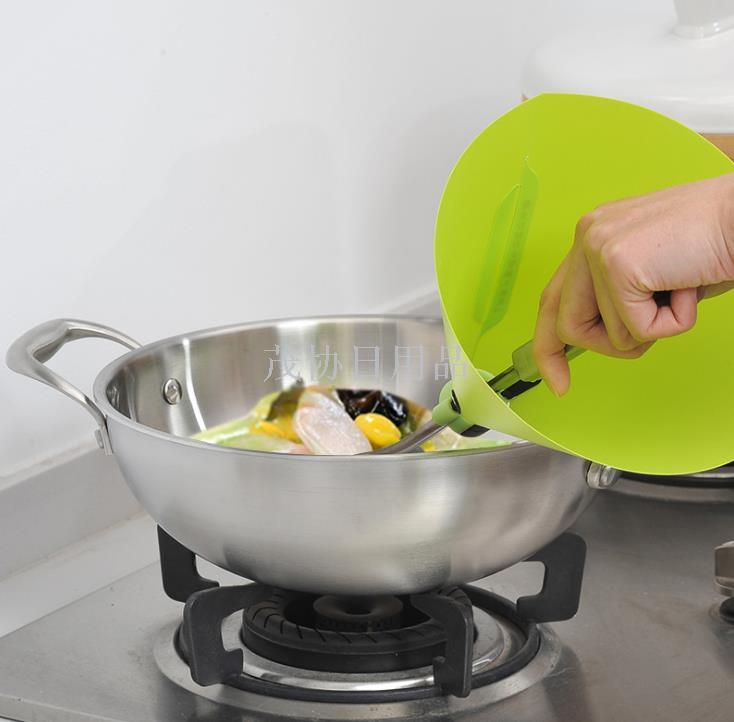 Creative oil-proof cover kitchen gadget can be disassembled and installed stir-fry spatula