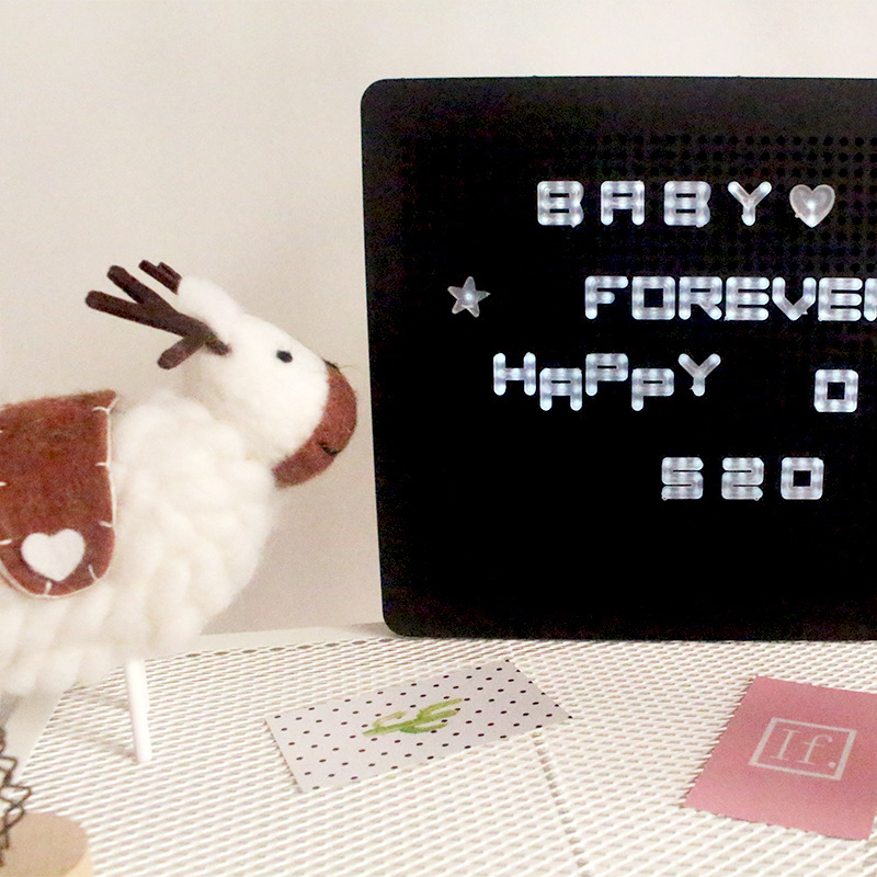 INS hot style holiday lighting scrabble letter light box lighting DIY combination small English LED new A4 light box