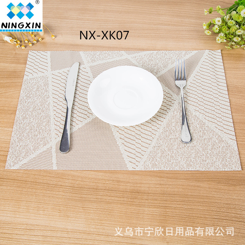 ومادة جديدة من علب المكعبات الجديدة من طراز PVC لمقاومة الانزلاق، لا تغسل وسائد المائدة الخضراء Specification image