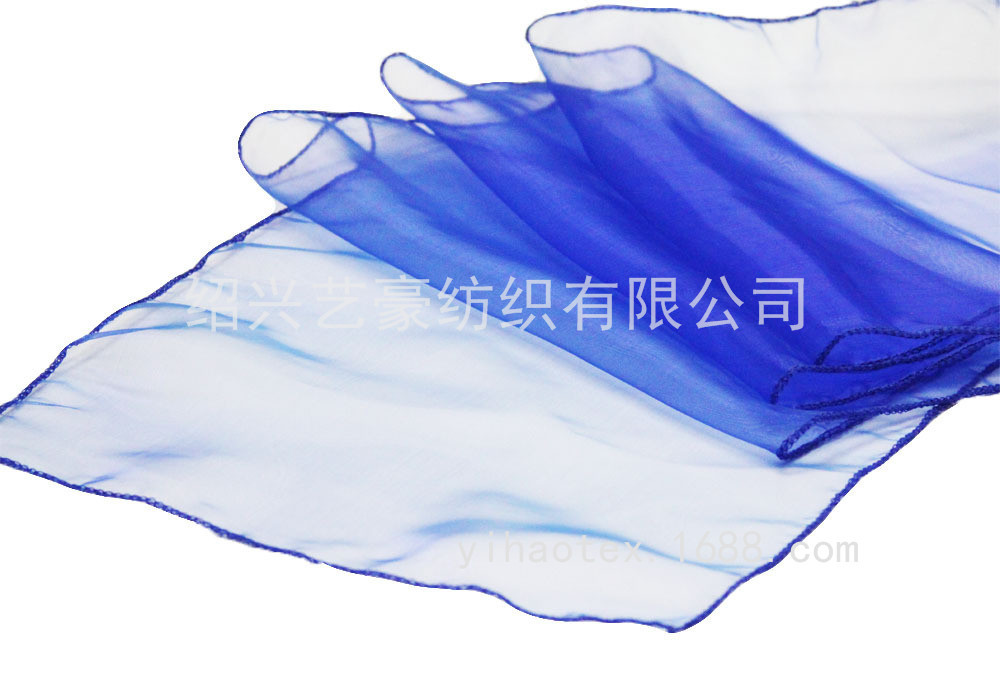 European and American polyester organer yarn decorative table flag 30*275CM high-density lockedge table flag solid color transparent table strap Application Scenario