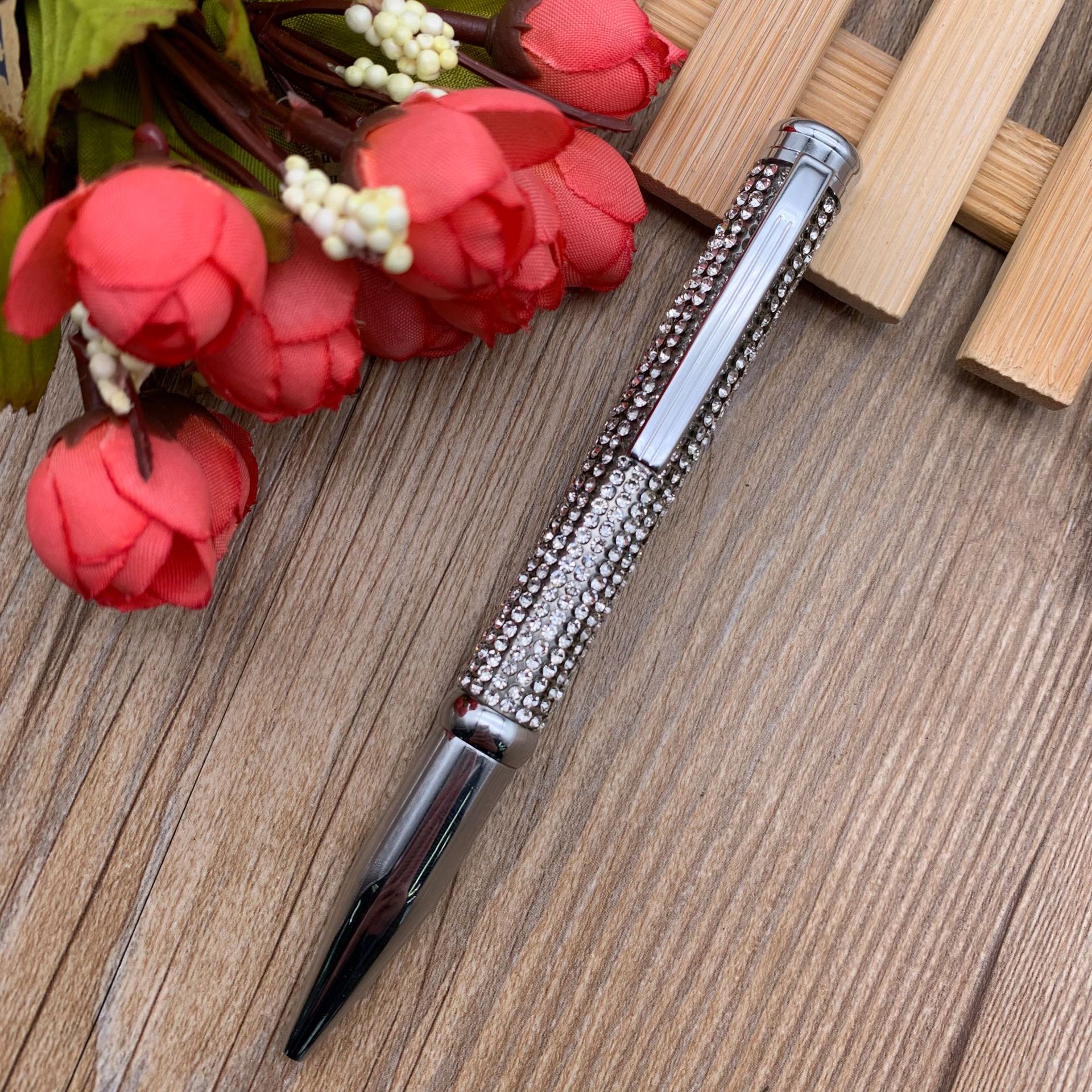 New metal ballpoint pens, high-end advertising pens, business pens, customizable logos, high-end gift pens details Picture