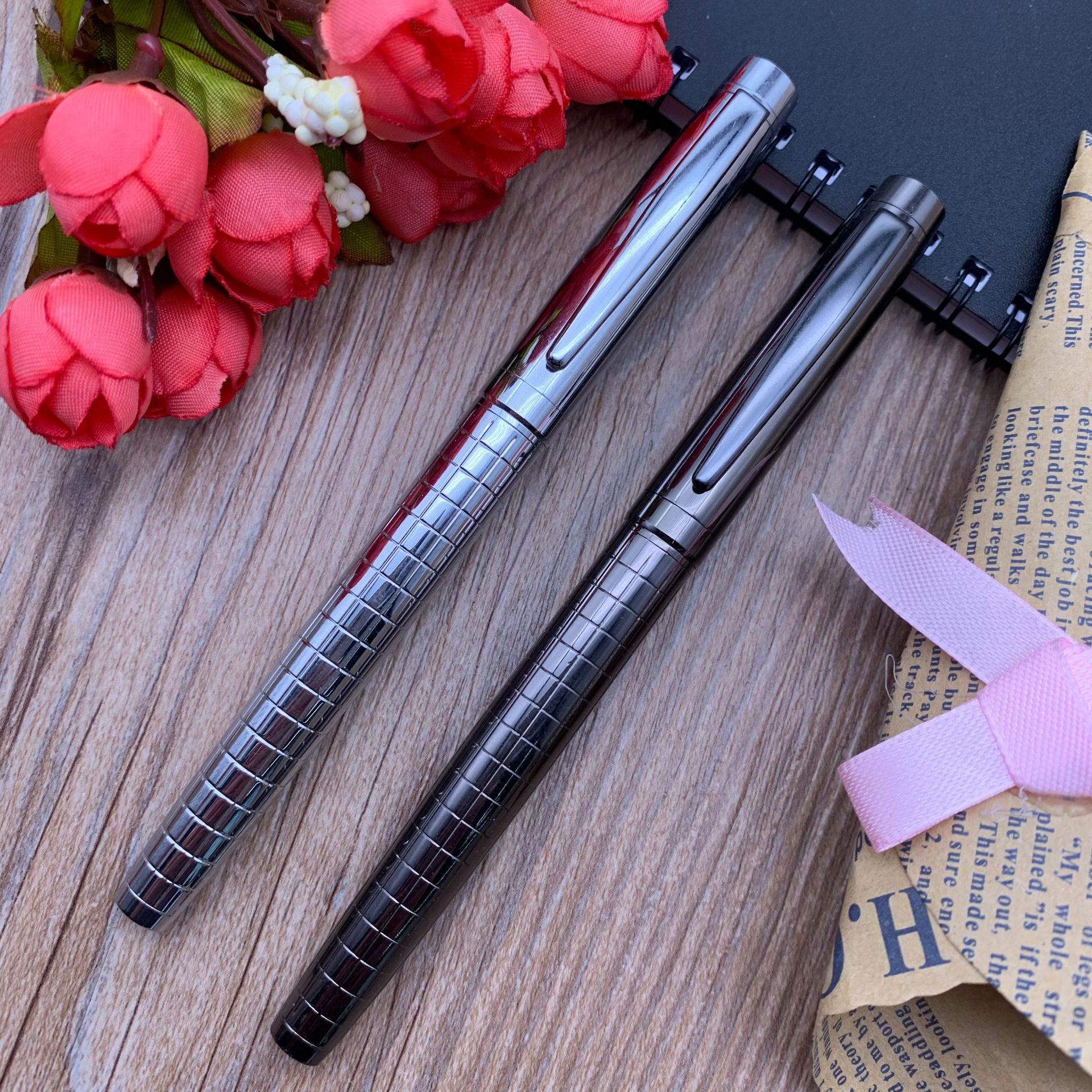 The new metal ballpoint pens, high-end gift pens, high-end signature pens and engraved pens from the manufacturer can be customized with logos Specification image