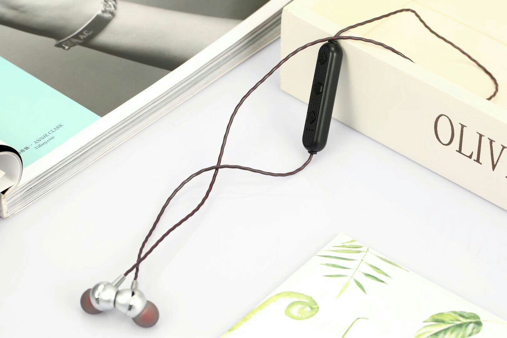 Sogo brand headphones BT2102 Sports Bluetooth headphones Application Scenario